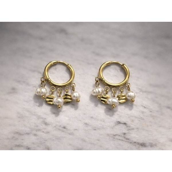 Aros perlas y discos colgantes